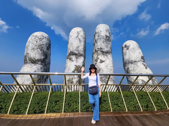 Ba Na Hills Tour from Hoi An – Visit the Golden Bridge