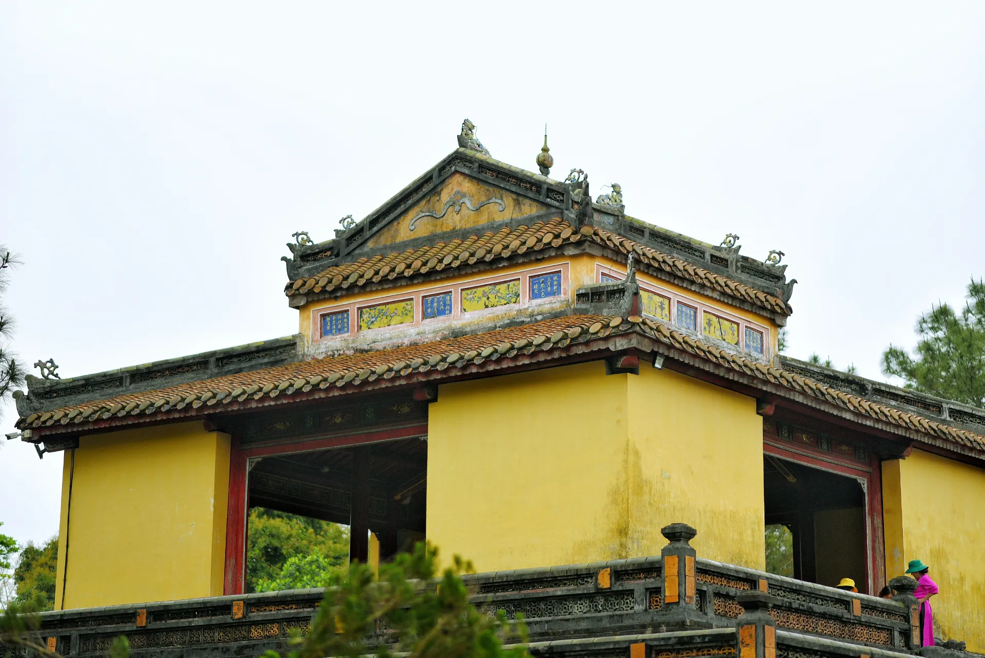 Ming mang tomb