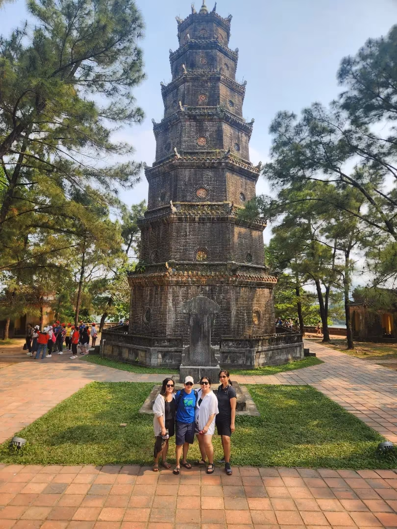 Thien mu pagoda .avif