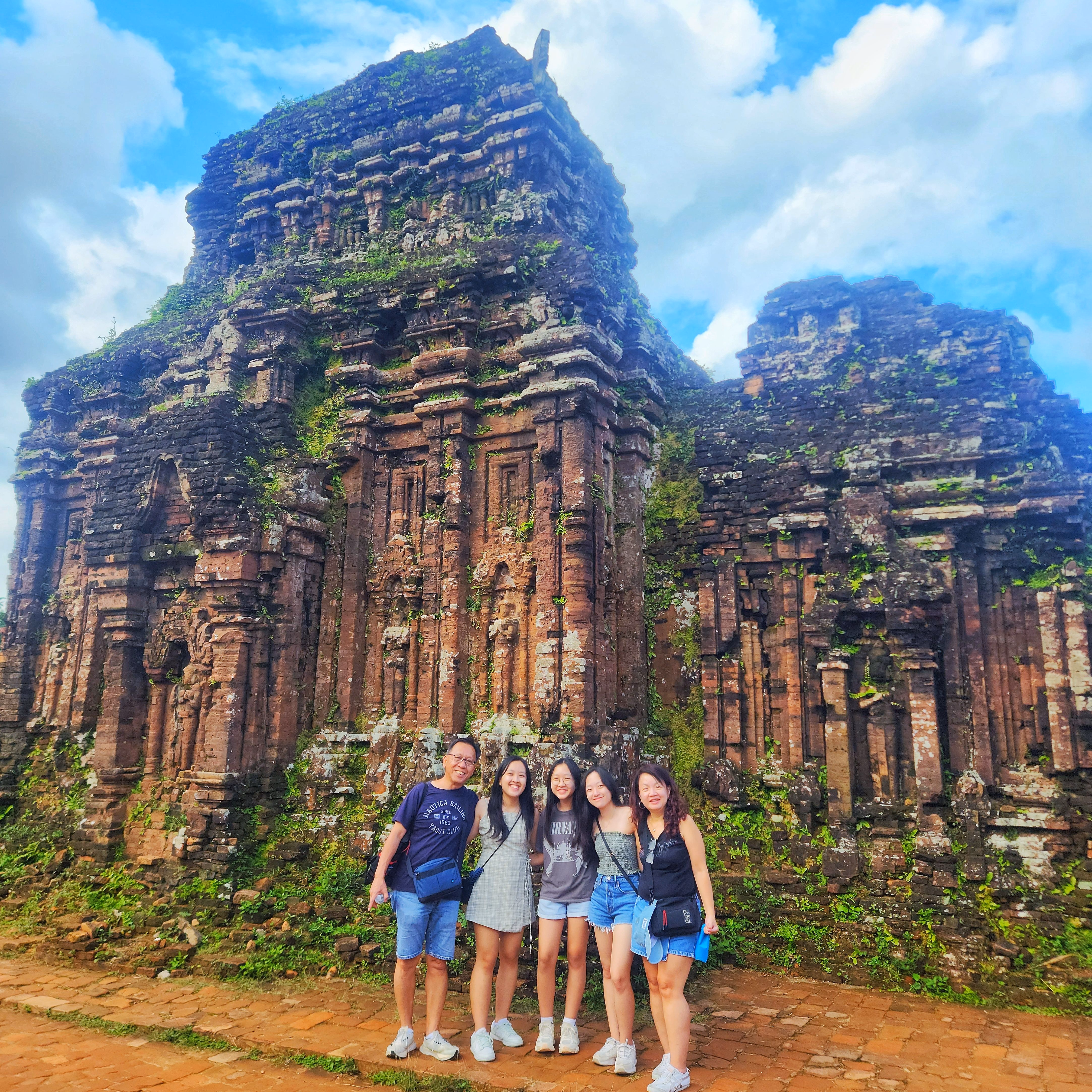 My son tour from hoi an